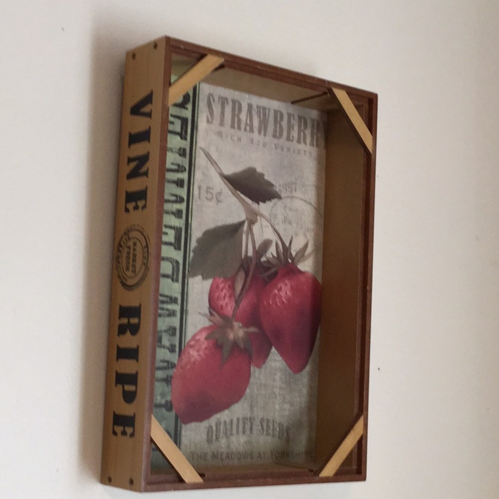 Vine Ripe Wall Shadow Box - Picture 4 of 4
